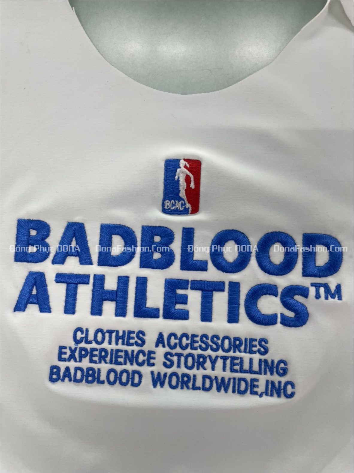 Thêu Logo đồng phục áo thun